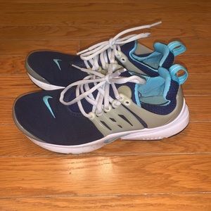 Big kids Nike air prestos